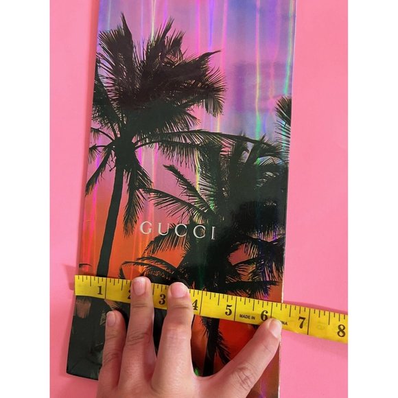 Gucci Limited Edition 2019 Paper Reusable Shopping Bag Rope  18" x 6.5 " x 1.5" - Picture 8 of 9